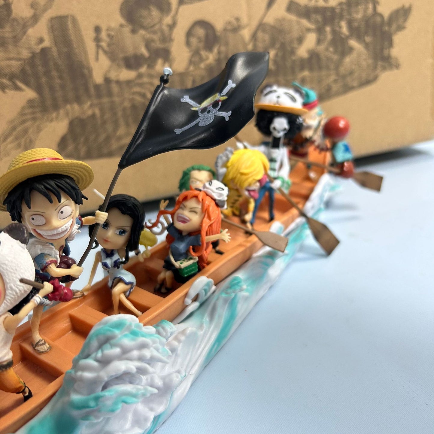 One Piece Luffy Zoro animation peripheral small dragon boat crew straw hat model figure decoration ornament gift