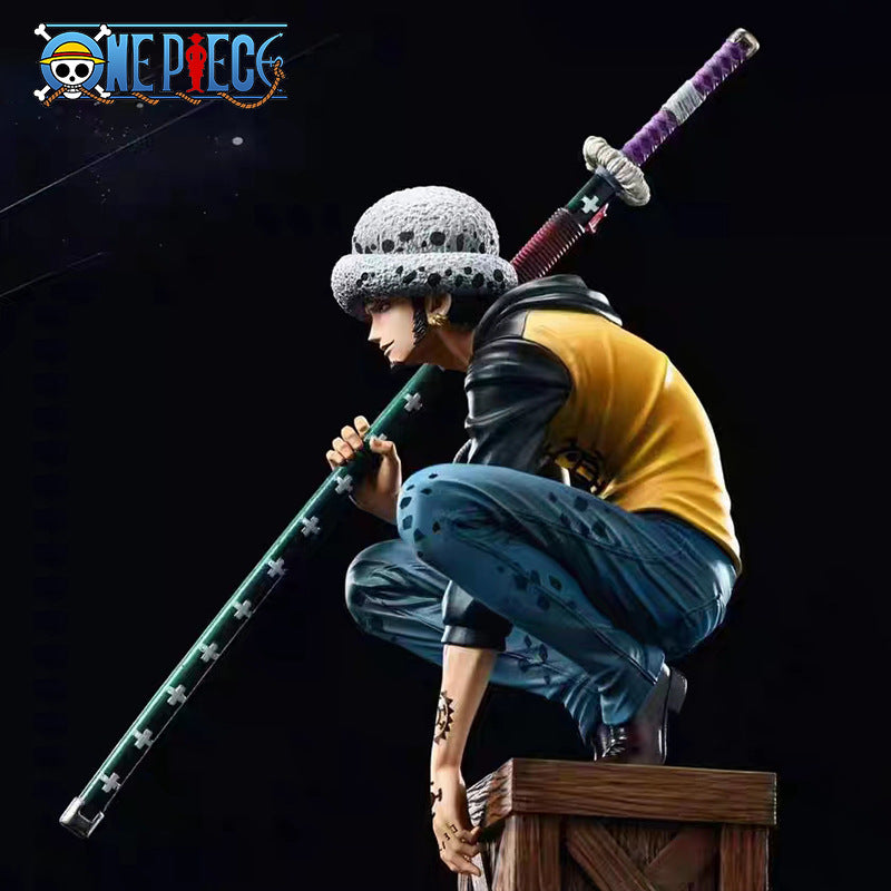 One Piece Anime Figure GK Squatting Trafalgar D. Water Law Manga Figma Action Figure Desktop Decor Collection Toy Gifts