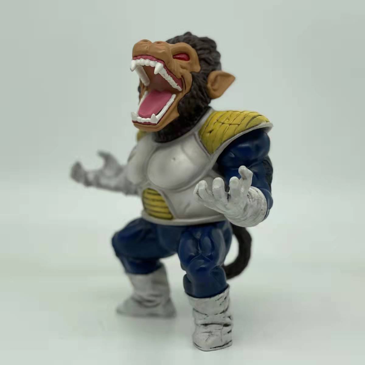 GK Dragon Ball The Vegeta Shapeshifting Great Ape Statue Action Figure Model Toys Bookshelf Ornament Collection Doll